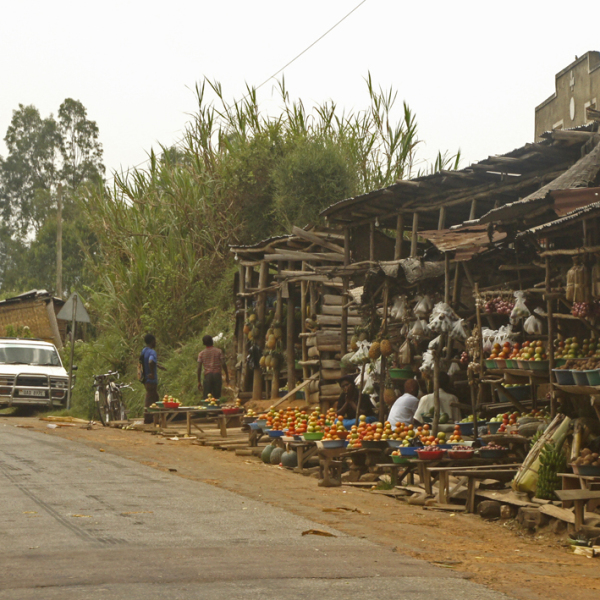 Motorradreisen Afrika Ruanda Kaffeestopp Proviant